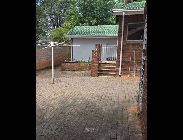 4 BEDROOM PROPERTY TO RENT IN MORNINGHILL